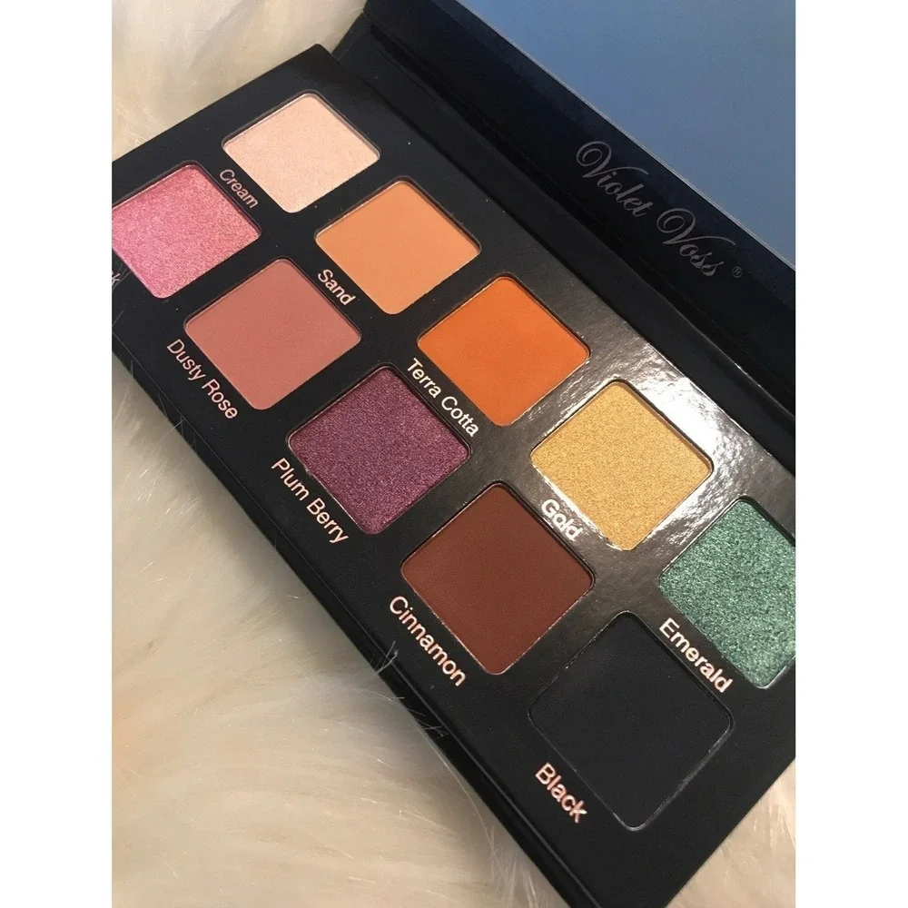 Violet Voss Essentials/Touch in sol‎